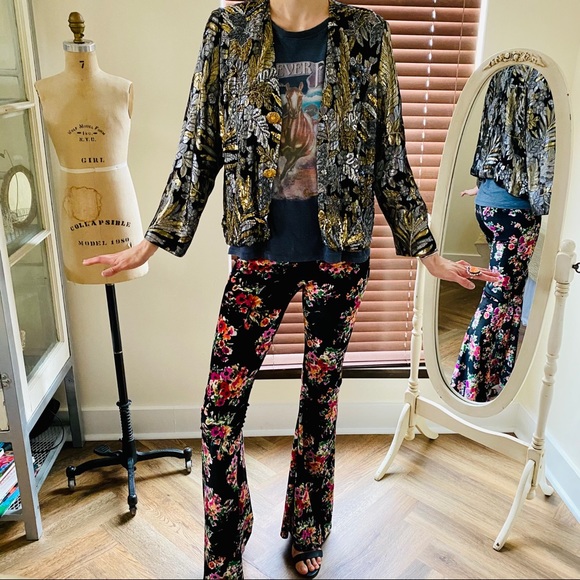 SOLD ♥️ Diane Fres ♥️ Vintage Beaded Jacket - Picture 2 of 10